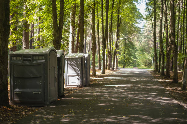 Best Portable restroom trailer rental  in Oakland, OK